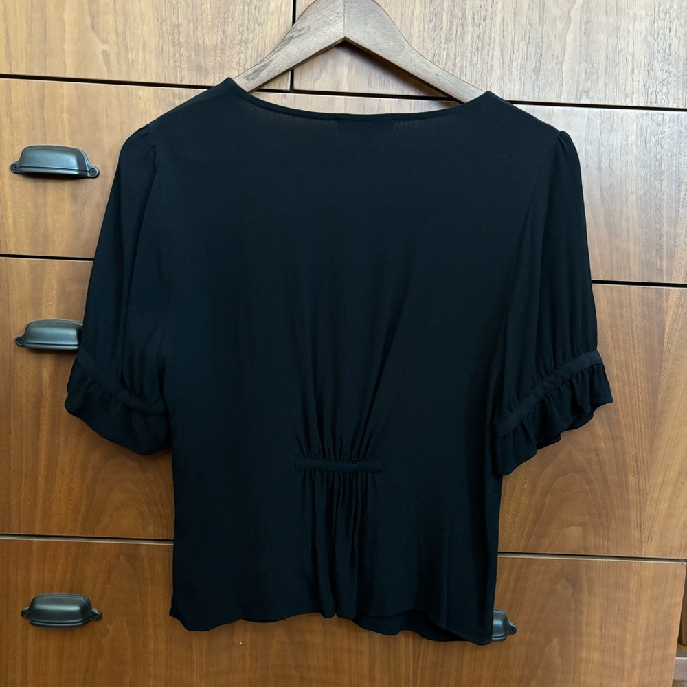Maxwell Size 6 Black Button Down Flowy Blouse - image 5